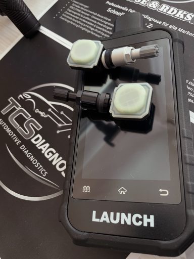 LAUNCH